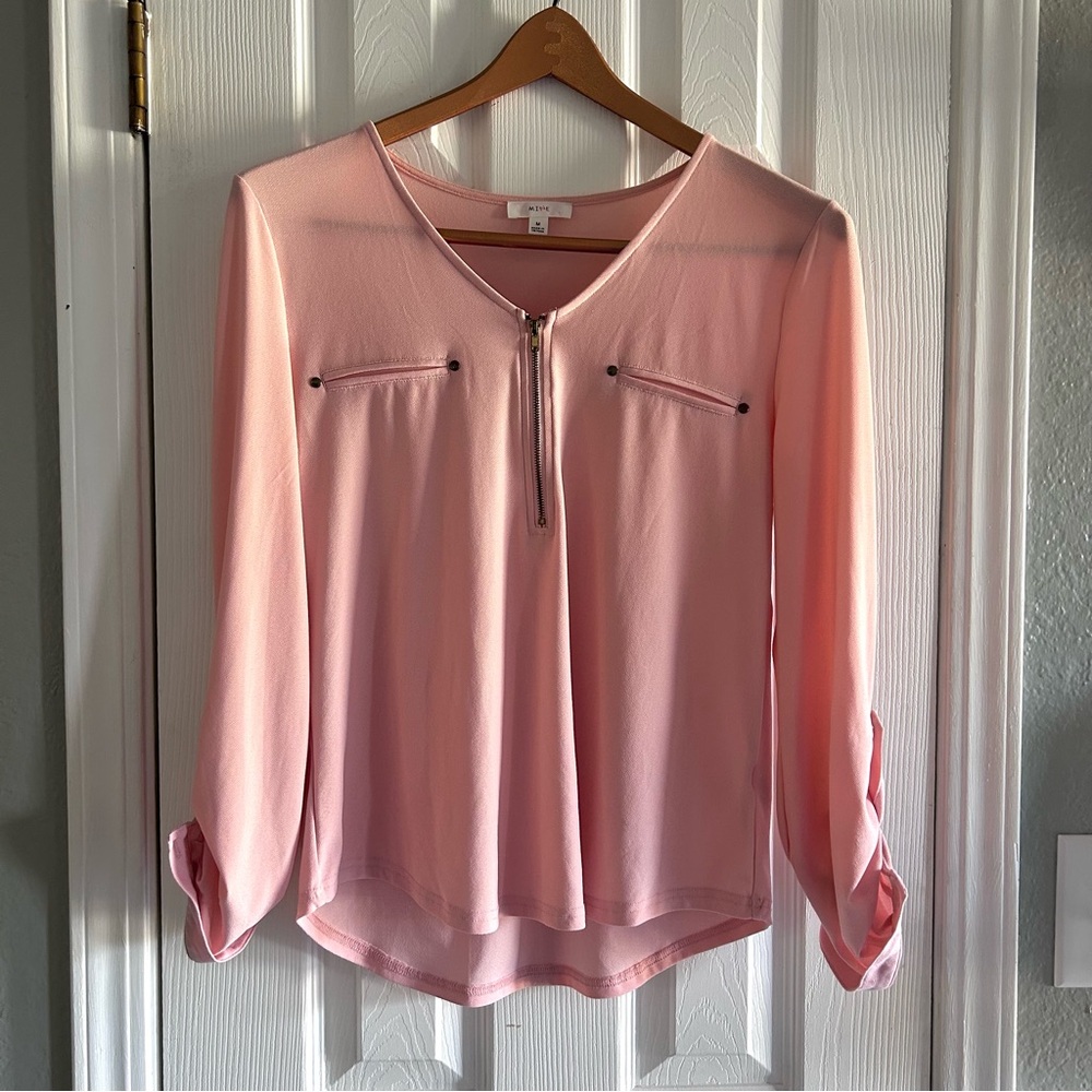 Mine Light Pink V-Neck Blouse with Zipper